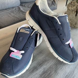 Skechers Walking Shoes